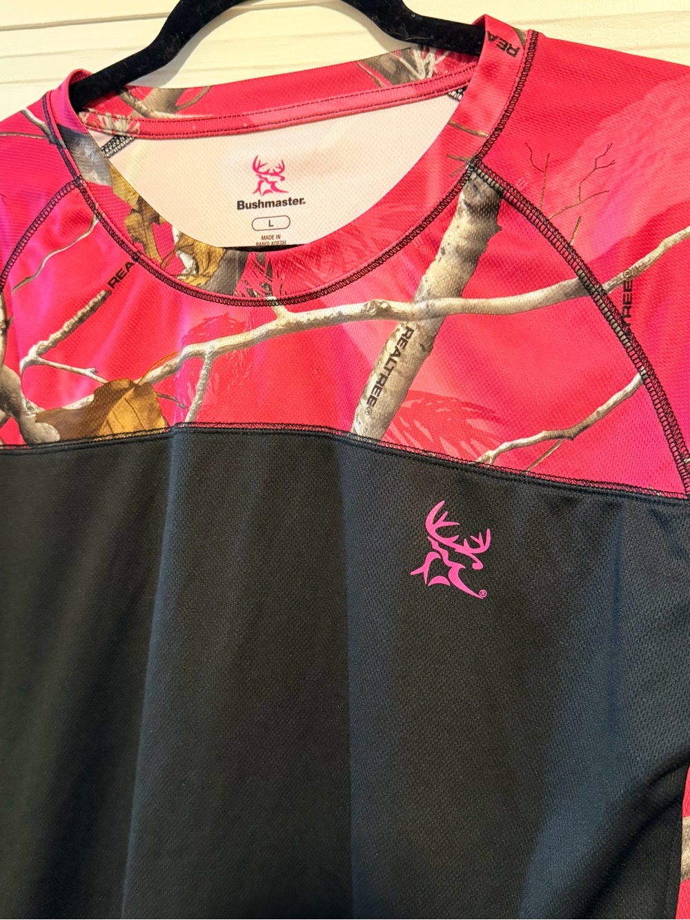Bushmaster Realtree Pink Camouflage Long Sleeve Performance Shirt Size L - NWOT - Picture 3 of 8